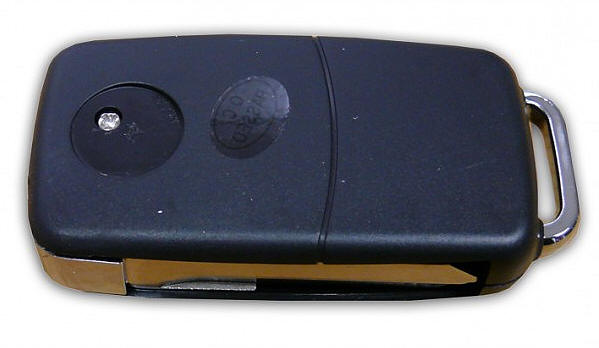 Microtelecamera nascosta in una chiave + videoregistratore SD